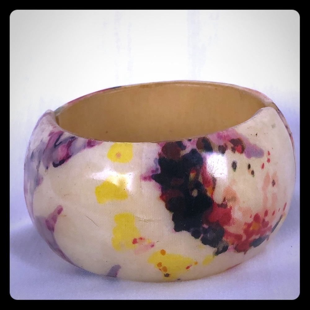 Vintage wooden bangle